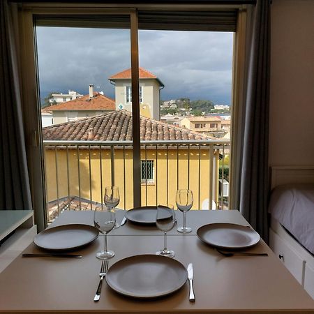 T2 Au Calme, Proche Des Plages, Climatise Et Parking Prive Cagnes-sur-Mer Exterior photo