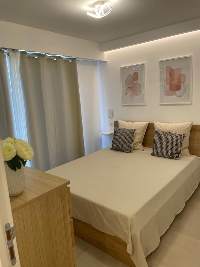 T2 Au Calme, Proche Des Plages, Climatise Et Parking Prive Cagnes-sur-Mer Exterior photo